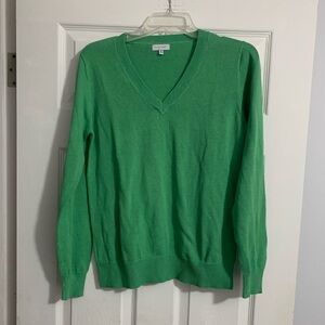 Kelly green V neck sweater